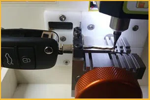 Dayton Any Time Locksmith Dayton, OH 937-697-3002 - 14-auto-car-key-cut